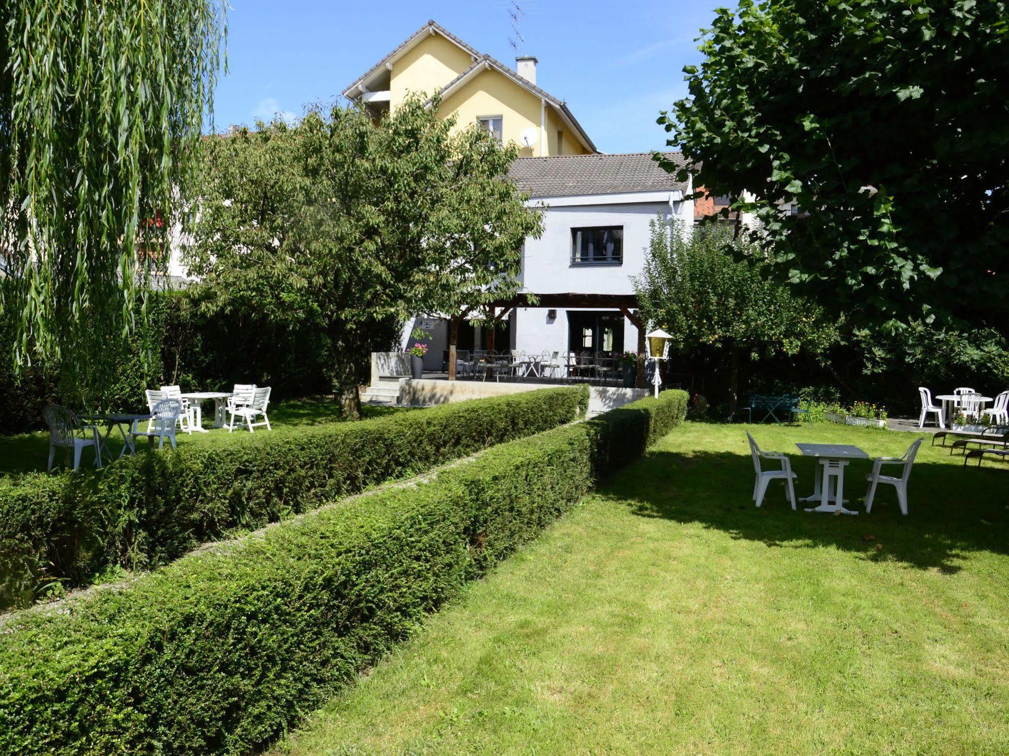 Hotel Les Terrasses Annecy Bagian luar foto